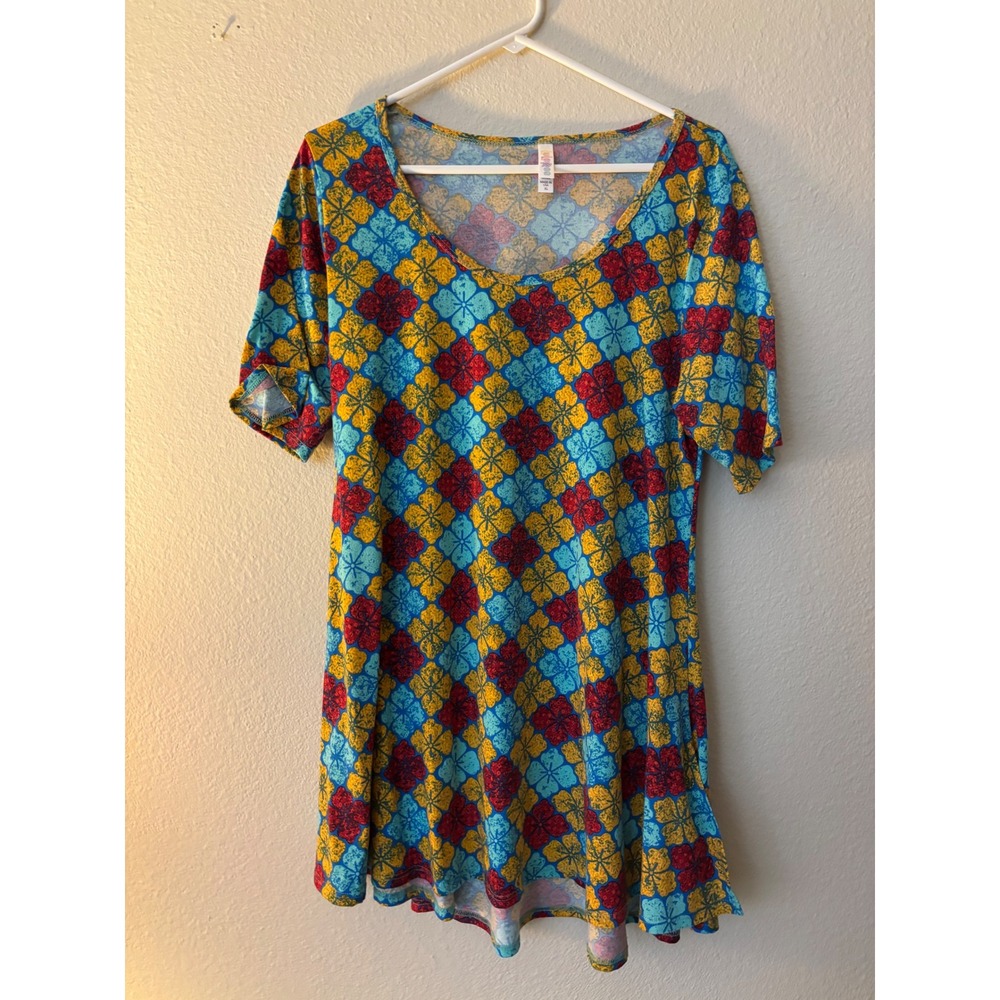 LuLaRoe Perfect T Top XL Womens Blue Yellow Red Geometric Floral 
A1251